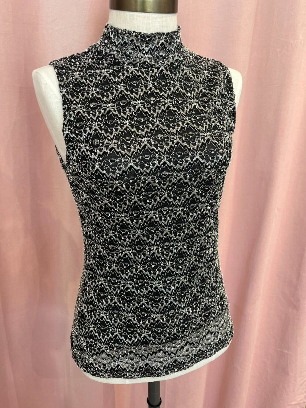 Vintage Ann Taylor Black Silver Lace Mock Neck Sleeveless Top Y2K Size M - Picture 6 of 6